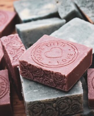 Czego nie łączyć w kosmetykach?